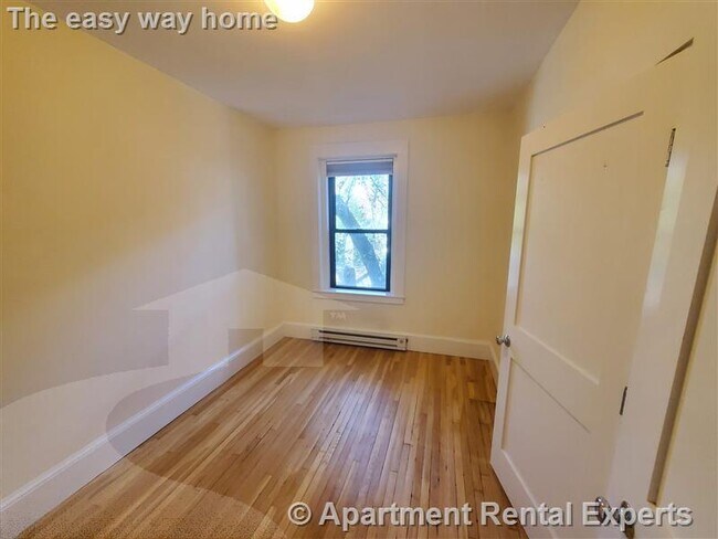 Foto del edificio - 991 Massachusetts Ave