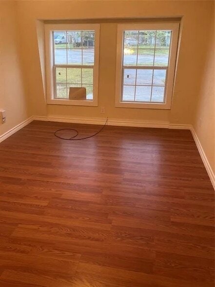 Photo - 6103 Sherwood Dr House