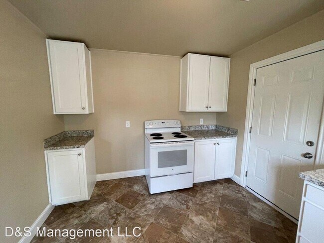 Building Photo - 3 br, 2 bath House - 1213 S 16th St