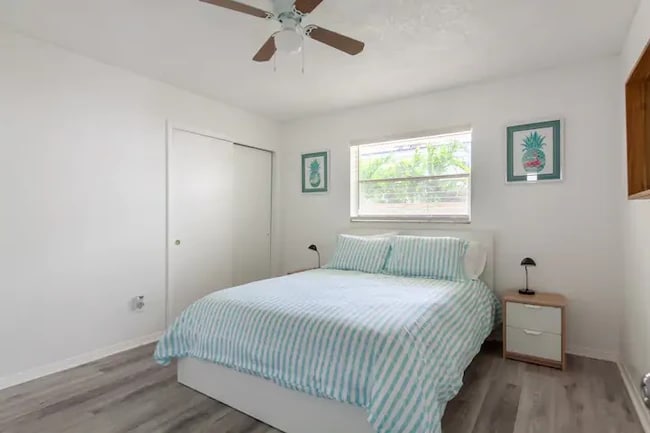 Pineapple Bedroom #2 - 1524 N Victoria Park Rd