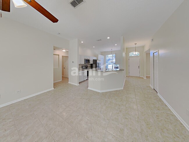 Foto del edificio - 86656 Riverwood Drive