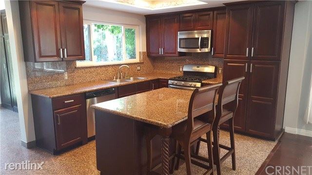 Foto del edificio - 13847 Chandler Blvd