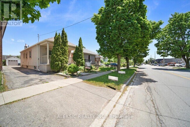 Photo du bâtiment - 179 THIRTIETH STREET