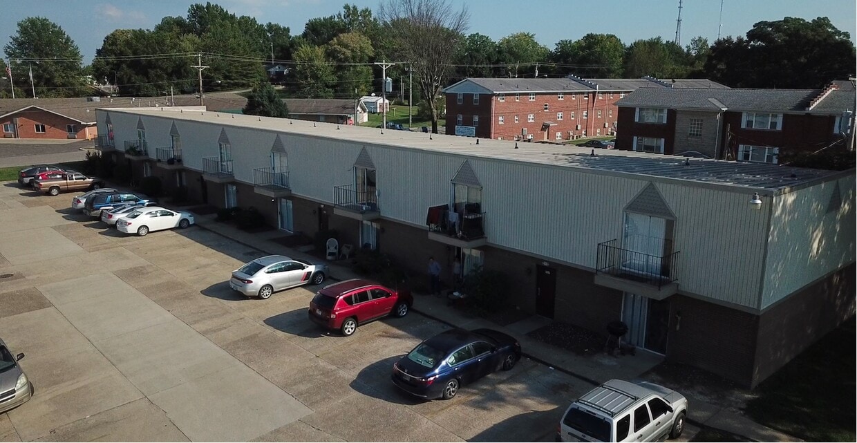 Building Photo - Village Court Apartments