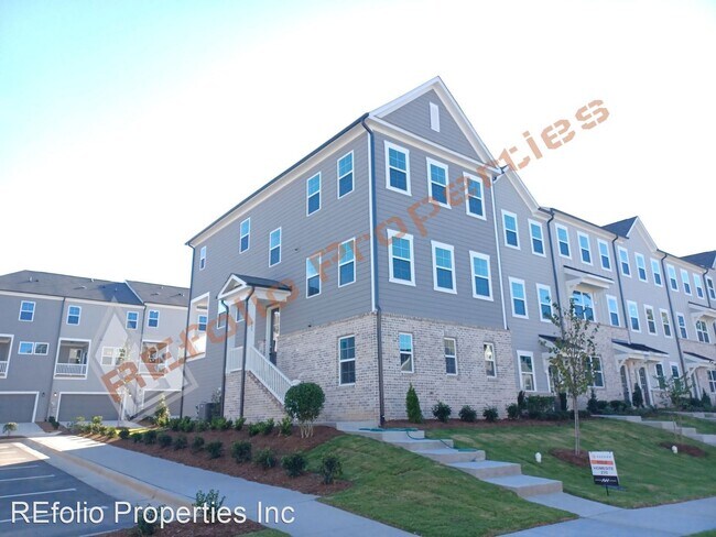 Building Photo - 4 br, 3.5 bath House - 835 Napier Drive