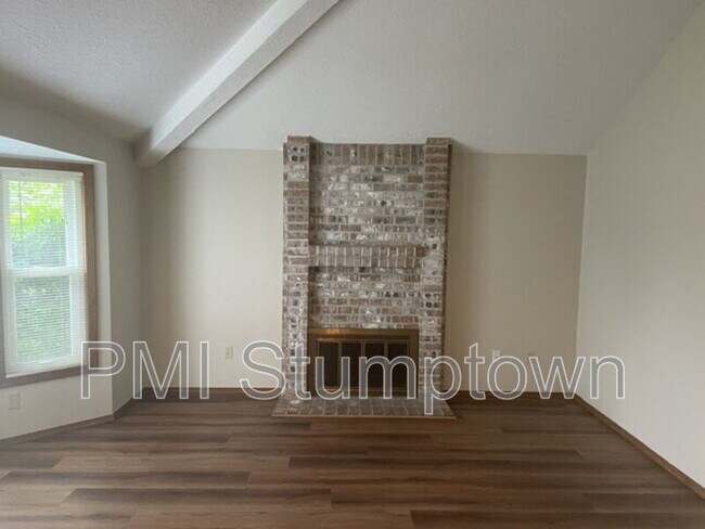 Foto del edificio - 14745 SW Surrey Ct