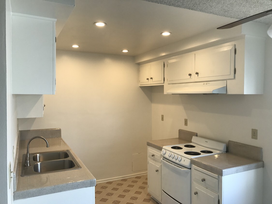 Idaho Springs Apartments Apartments at 261 N Idaho St La Habra, CA