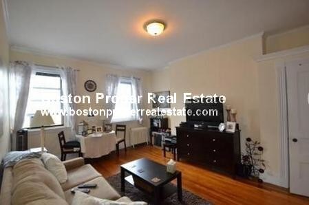 Primary Photo - 270 Boylston St