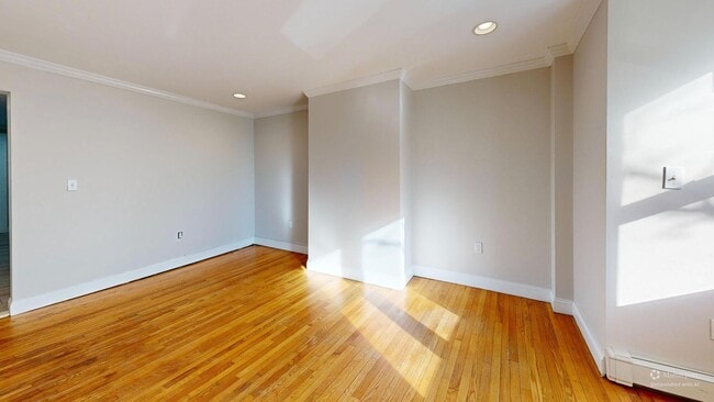 Building Photo - 234 Lexington St