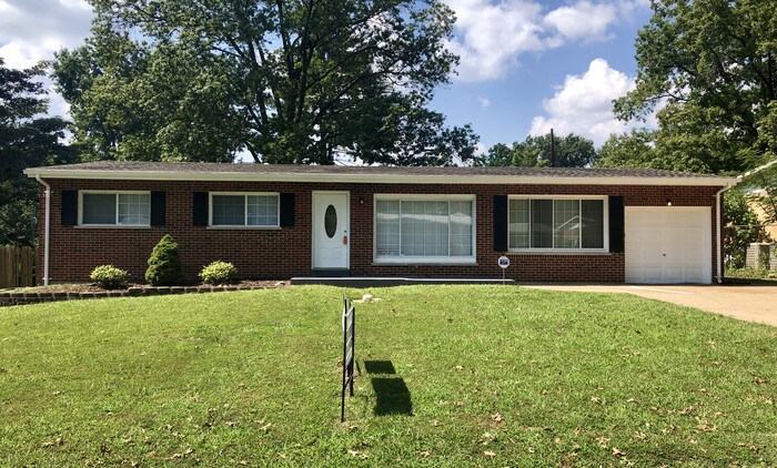 Primary Photo - 9759 Tullamoor Drive, St. Louis, MO, USA