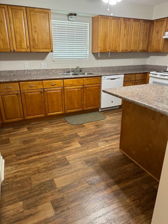 Building Photo - 3063 County Road 580