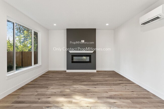 Foto del edificio - Beautiful Modern Three Bedroom In Oregon C...