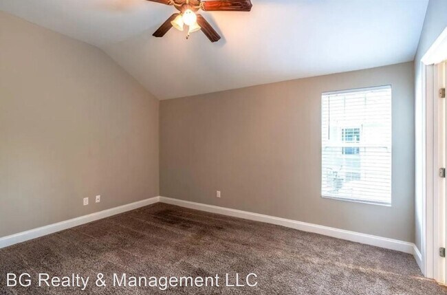 Foto del edificio - 3 br, 2 bath House - 625 Fall St