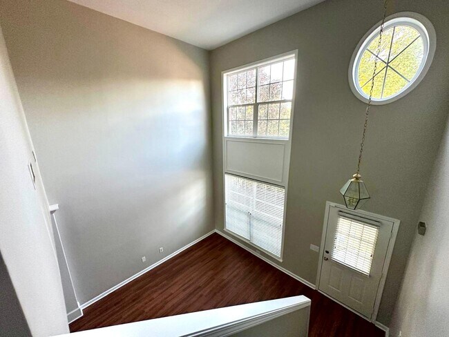 Foto del edificio - 3304 Mannington Dr