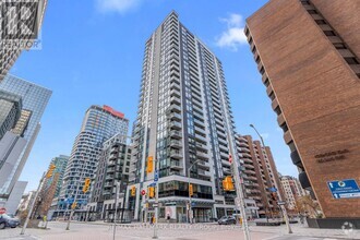 Building Photo - 340-1340 Queen St