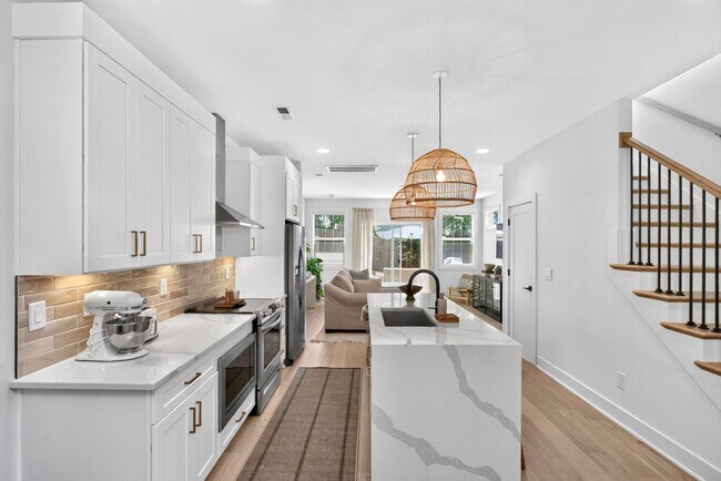 Foto del edificio - 926A Strouse Ave