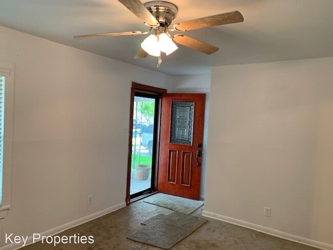 Building Photo - 2 br, 2 bath House - 5080 Pamela Dr