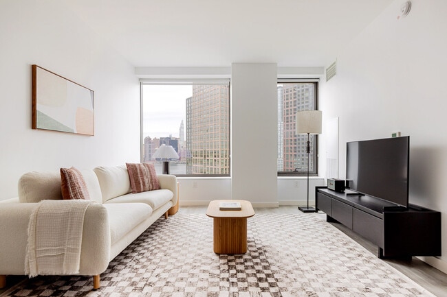 Building Photo - 77 Commercial St