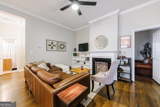 Foto del edificio - 358 Clifford Ave NE