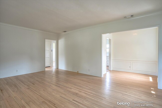 Foto del edificio - 3214 Broadway