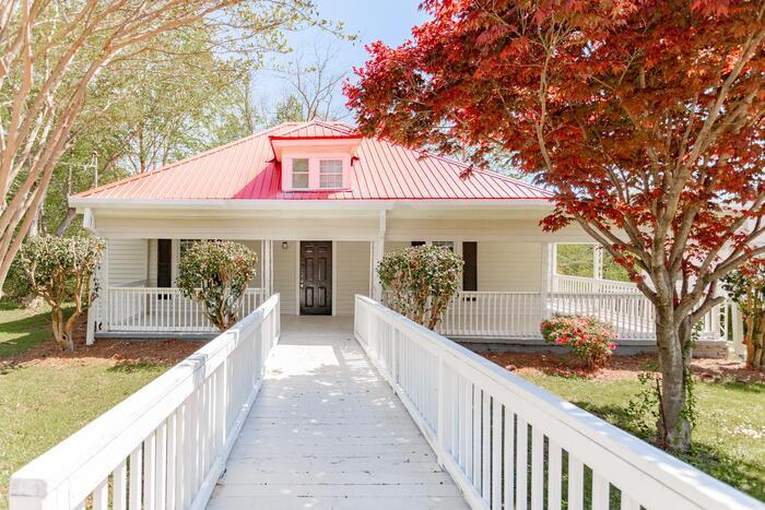 Foto principal - 815 Forrest Ave
