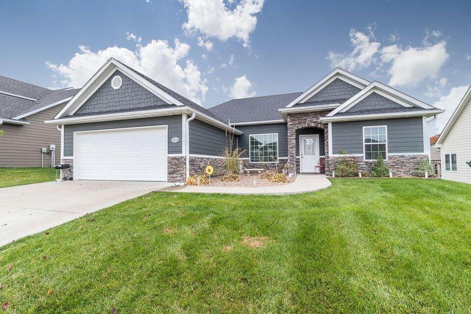 Primary Photo - 4504 Cedar Falls Ln