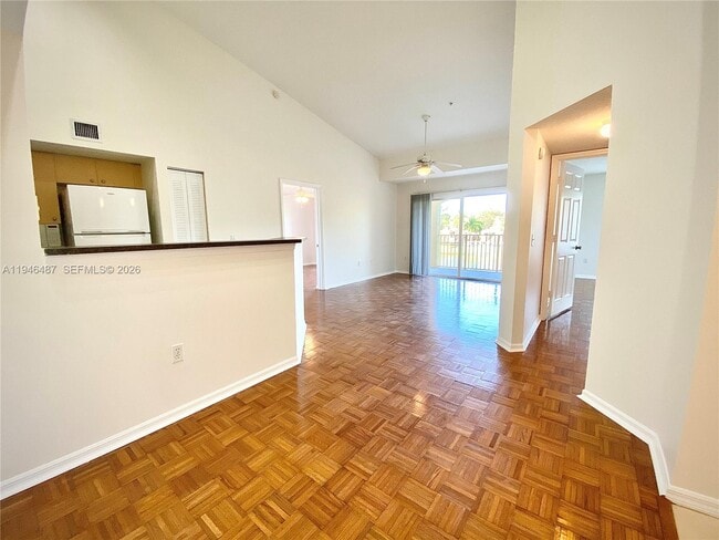 Foto del edificio - 4171 San Marino Blvd