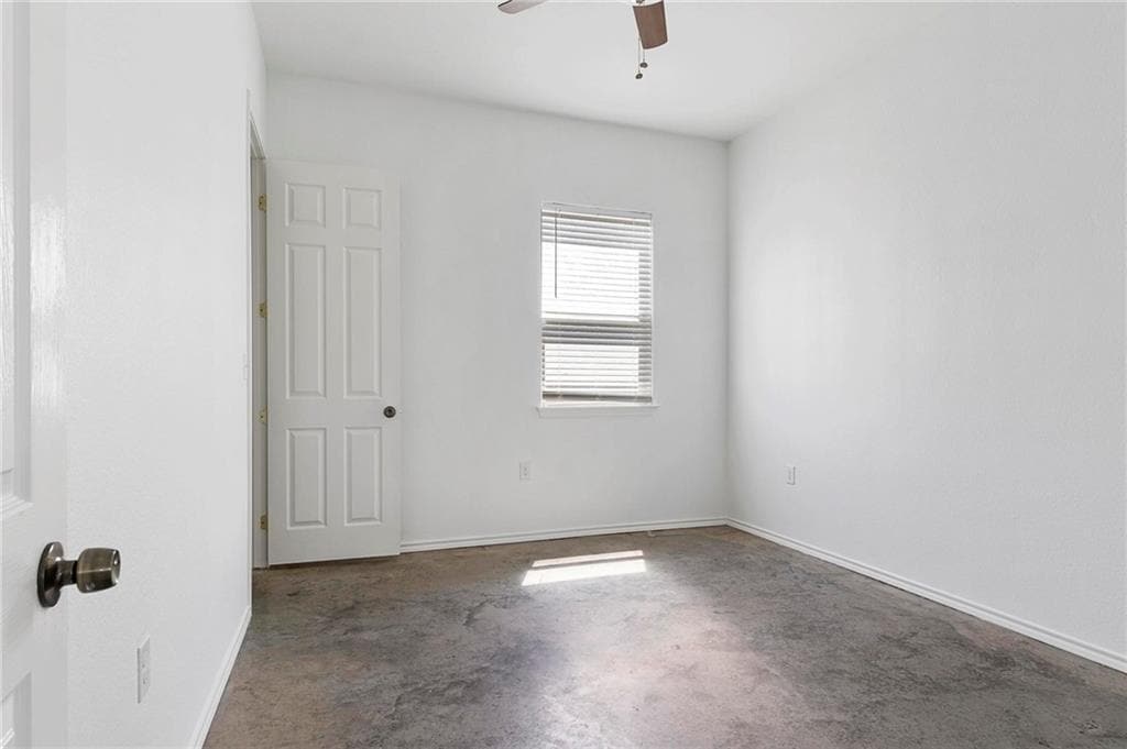 Primary Photo - 1310 Hausman Dr