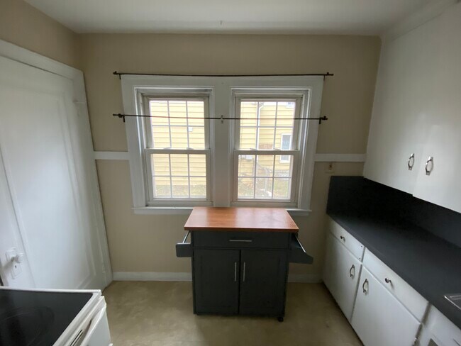 Foto del edificio - 3124 S Main St