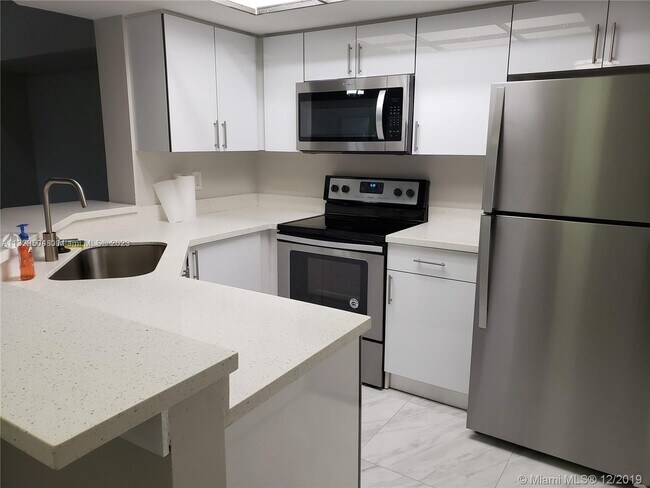 Foto del edificio - 9144 W Atlantic Blvd