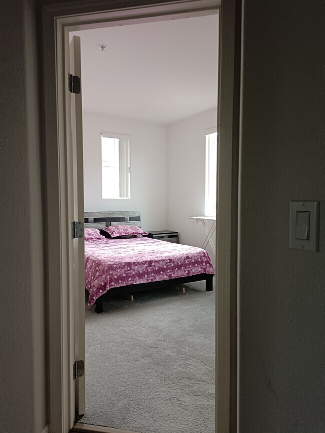 Foto del edificio - 135 Parc Place Dr