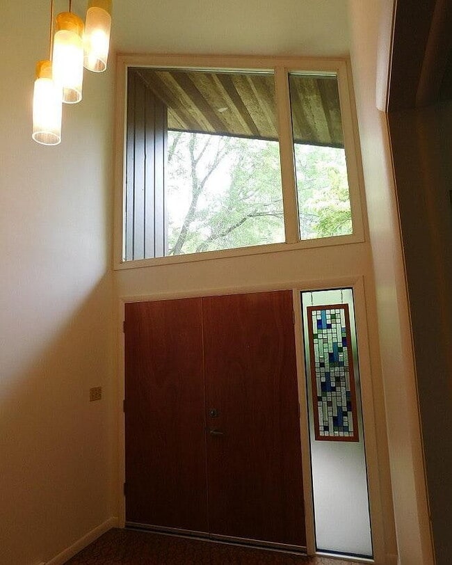 Foto del edificio - 205 Pell Cir