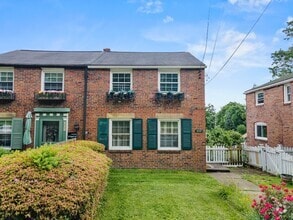 Building Photo - 529 Beaver St