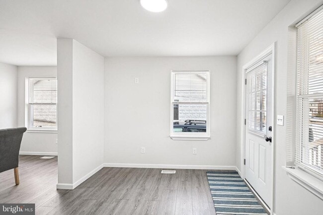 Building Photo - 7 E Cohawkin Rd