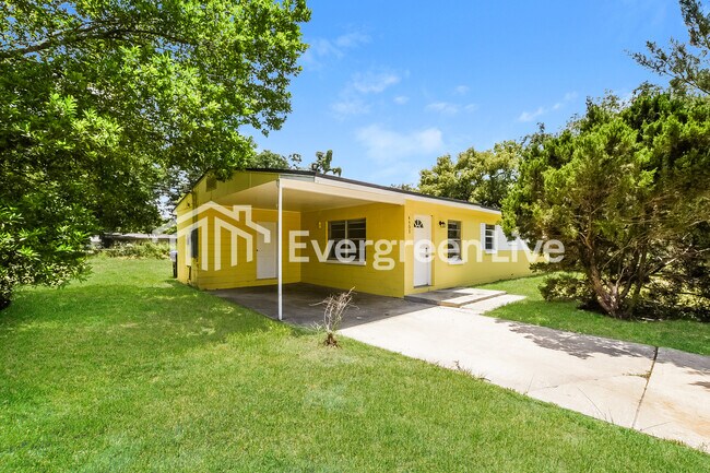 Building Photo - 4503 Drexel Ave