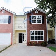 Building Photo - 2297 Nicole Dr