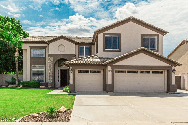 Building Photo - 7033 W Honeysuckle Dr