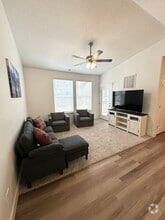 Building Photo - 841 Coulsen Dr