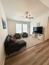 Building Photo - 841 N Coulsen Dr
