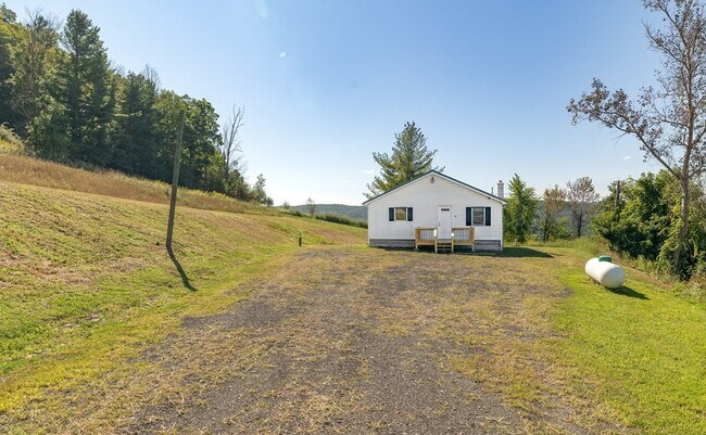 Foto del edificio - 20 Mutton Hill Rd