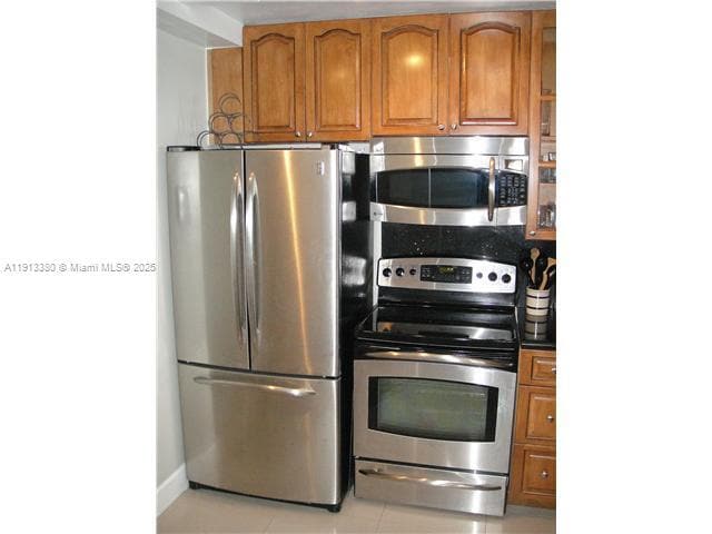 Foto del edificio - 4301 Collins Ave