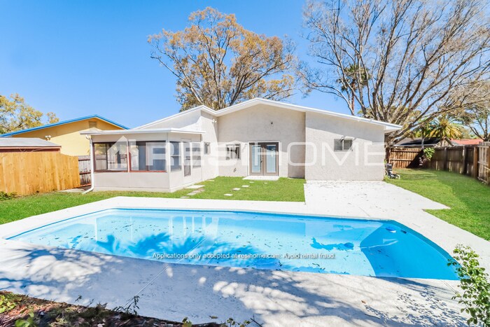 Primary Photo - 470 Kirkland Cir