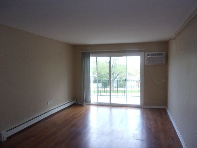 Building Photo - 10148 S 84th Ave