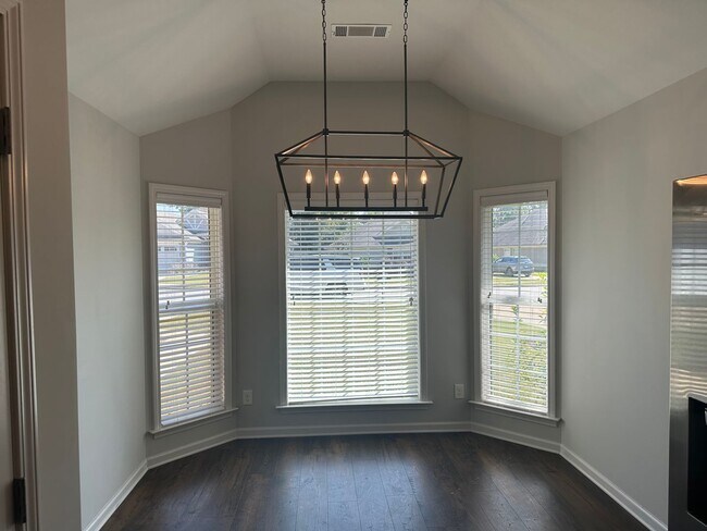 Foto del edificio - Beautiful Pike Road Home in Woodland Creek