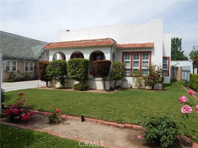 Primary Photo - 617 N Olive Ave