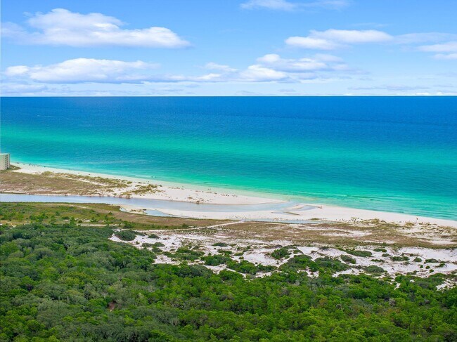 Foto del edificio - 79 Grande Pointe Dr