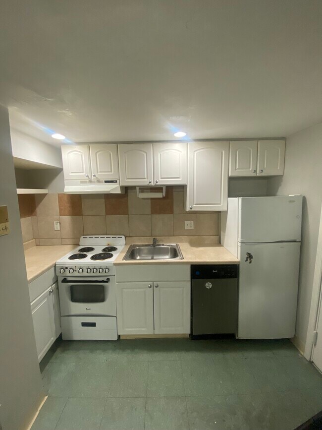 Foto del edificio - 1021 Pine St