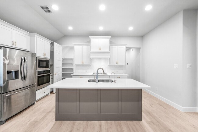 Foto del edificio - 4119 Hudson St