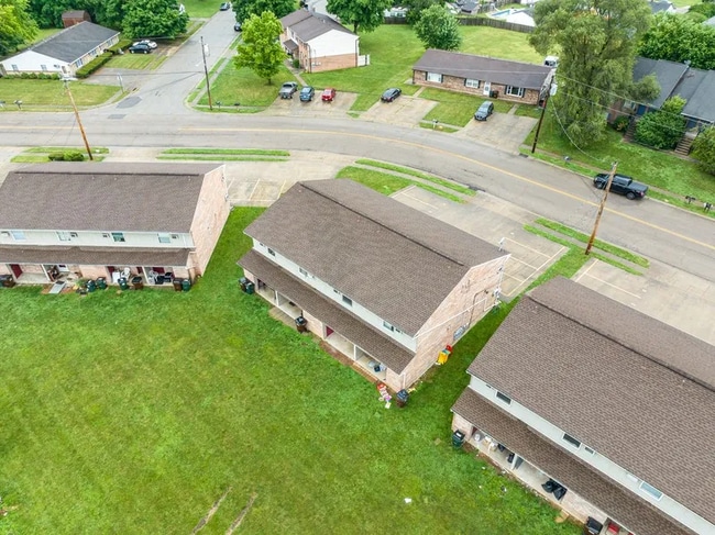 Photo - 304 Sal Blvd (Trenton, OH) Apartment