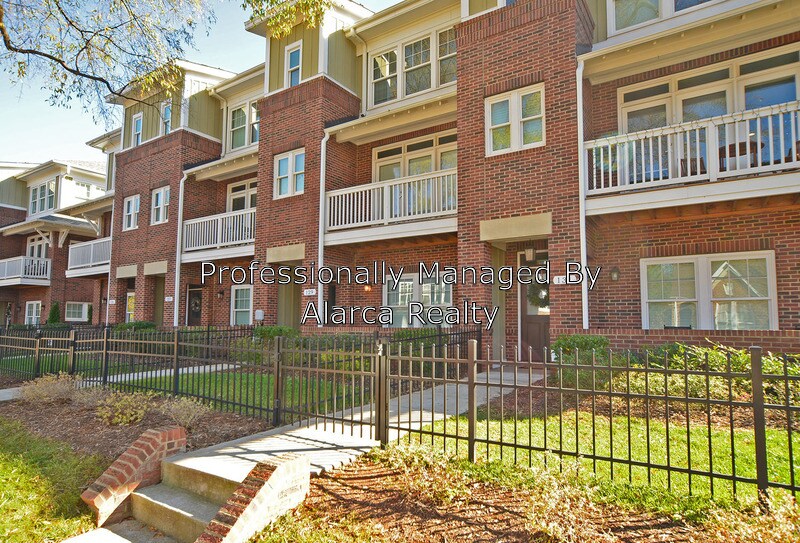 Primary Photo - 129 Grandin Rd